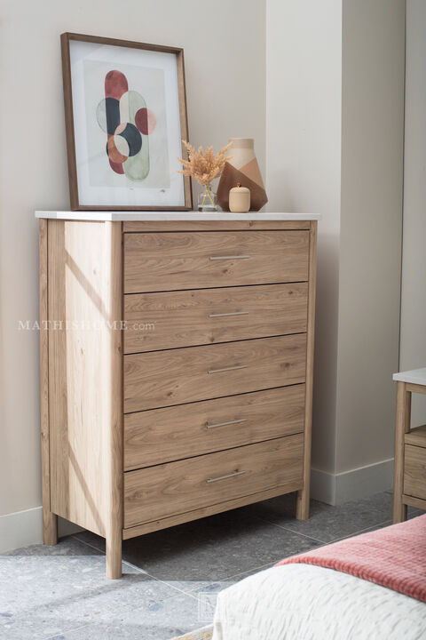 Cadmori 5-Drawer Chest of Drawers